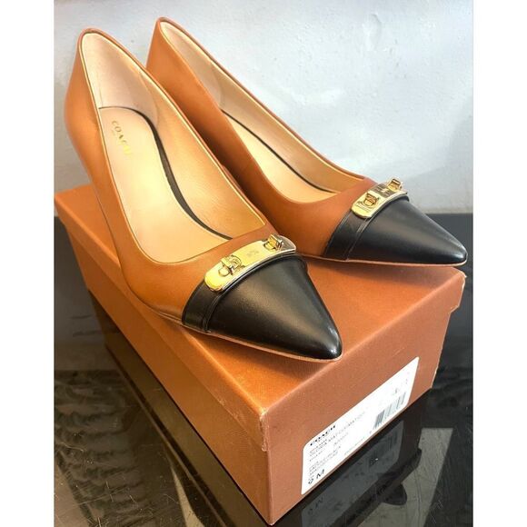 NWOB Coach “Gloria” Pumps Chestnut Brown Black Pointed Toe Women’s Shoes SZ 9 M - Picture 3 of 11